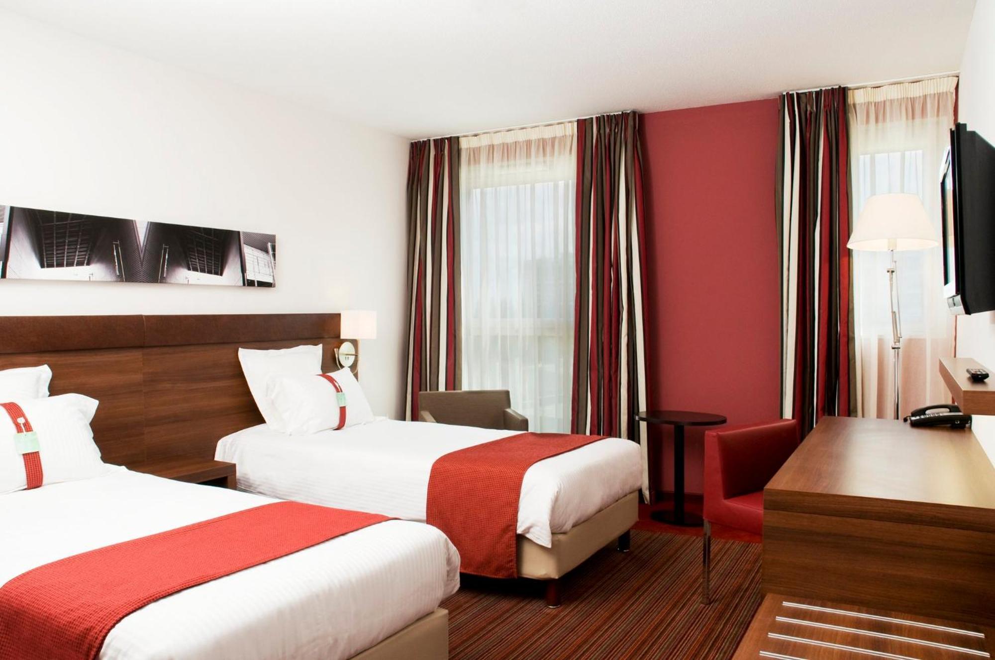 Holiday Inn Mulhouse, An Ihg Hotel Buitenkant foto